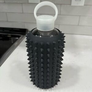 BKR 1L Spiked Water Bottle Jet